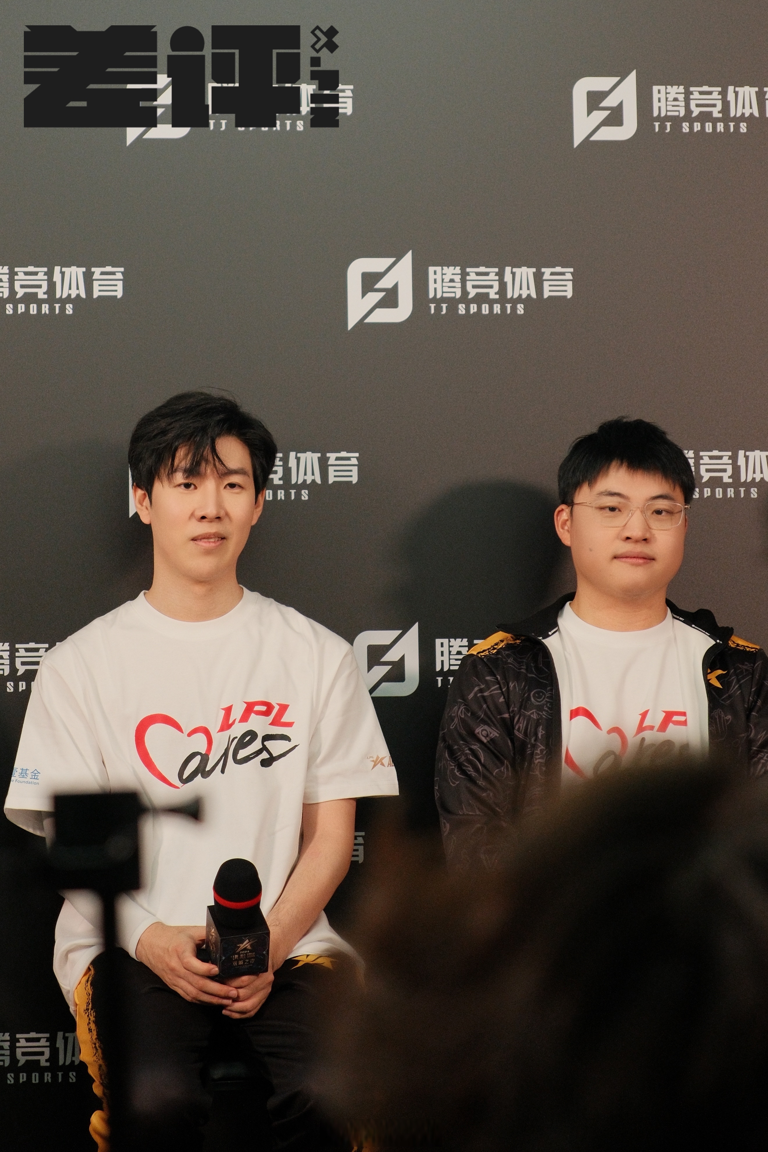 Uzi回归赛场，问鼎冠军首场状态亮眼，勇士观众沸腾！